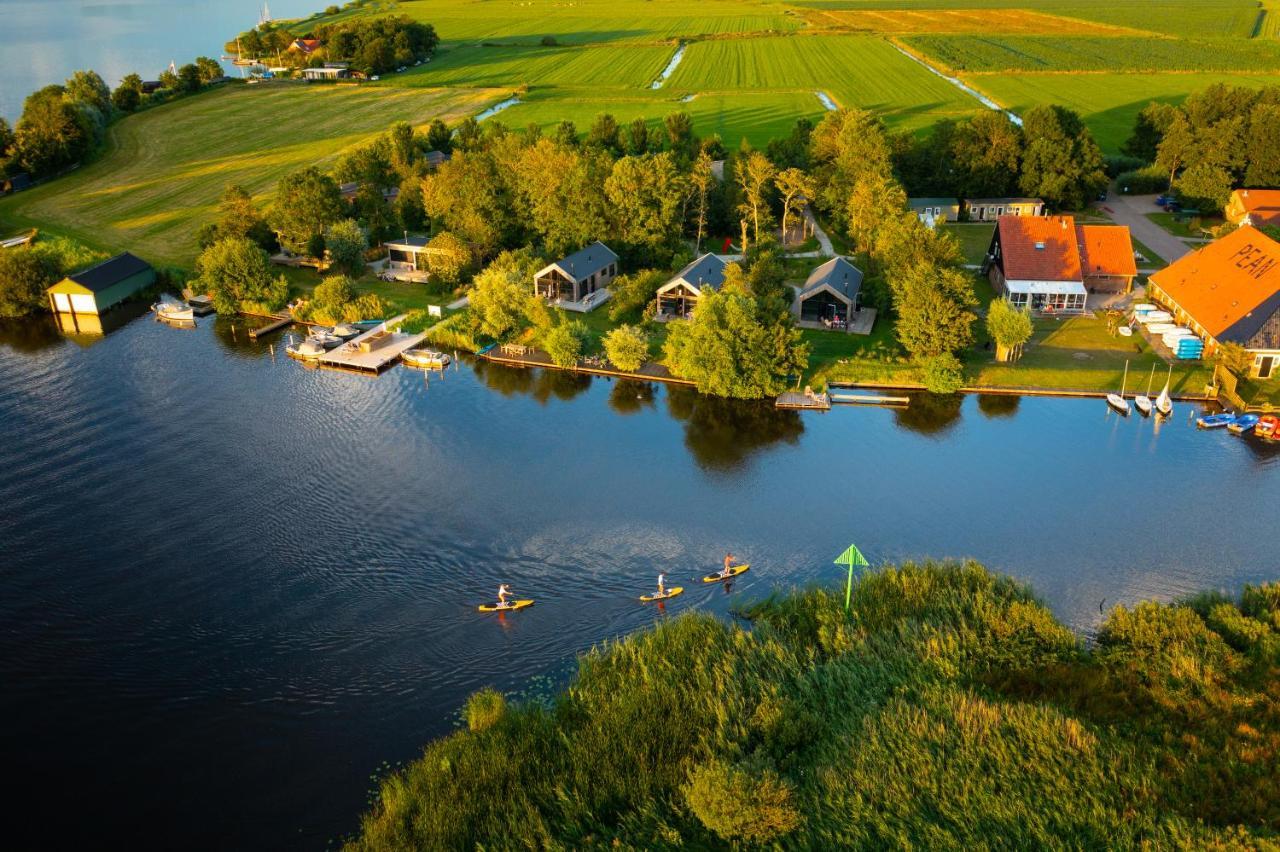 Pean-Buiten Waterlodges Nes  Eksteriør billede