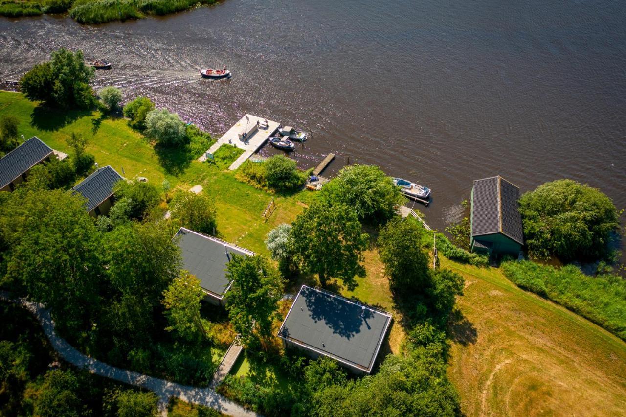 Pean-Buiten Waterlodges Nes  Eksteriør billede