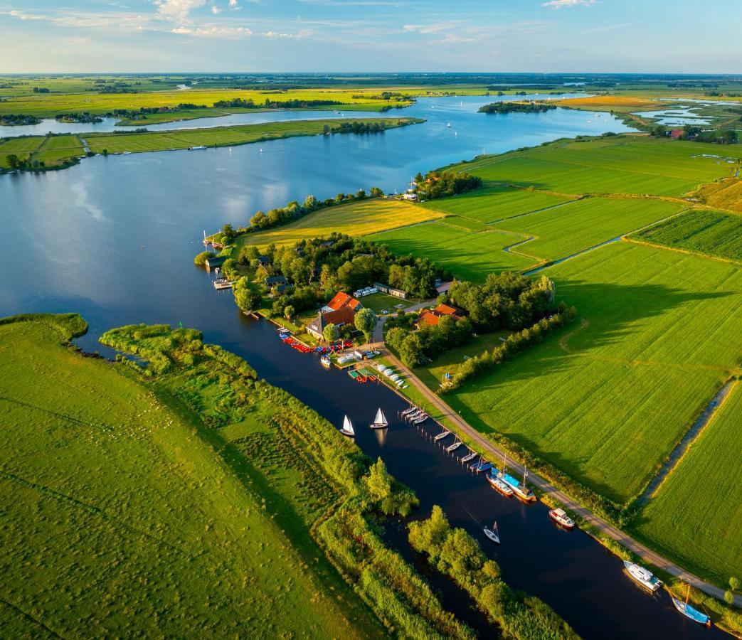 Pean-Buiten Waterlodges Nes  Eksteriør billede