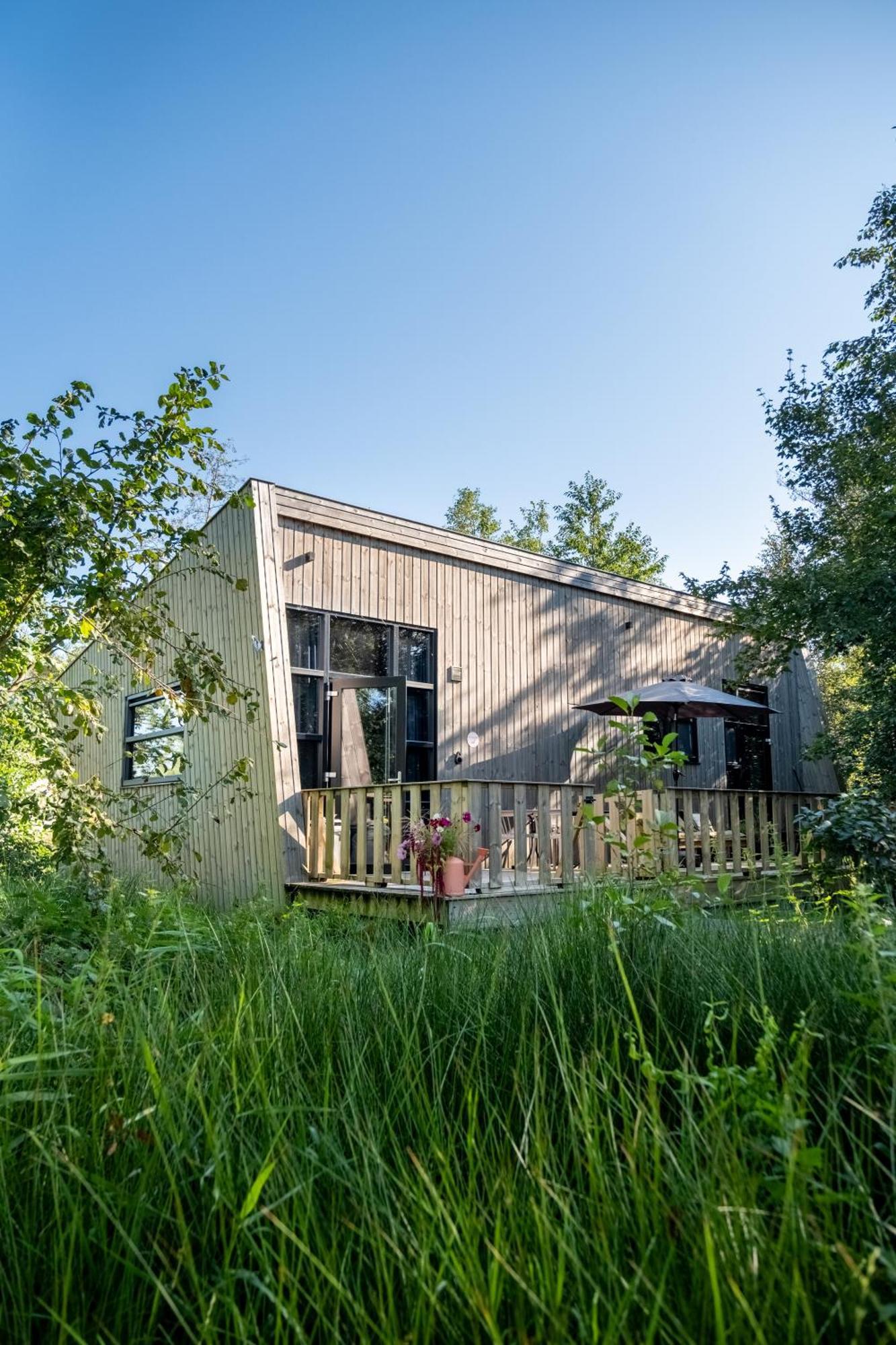 Pean-Buiten Waterlodges Nes  Eksteriør billede