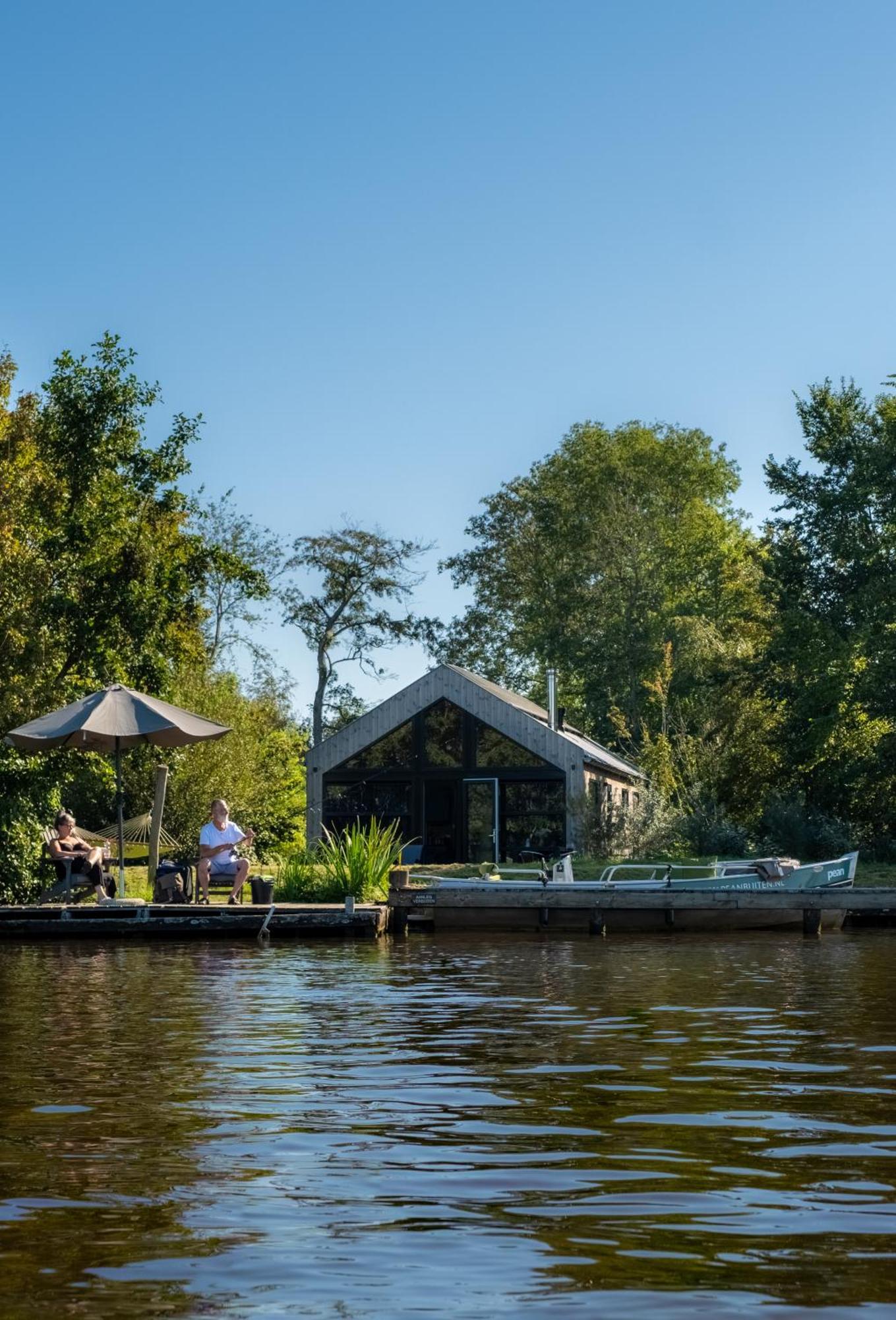 Pean-Buiten Waterlodges Nes  Eksteriør billede